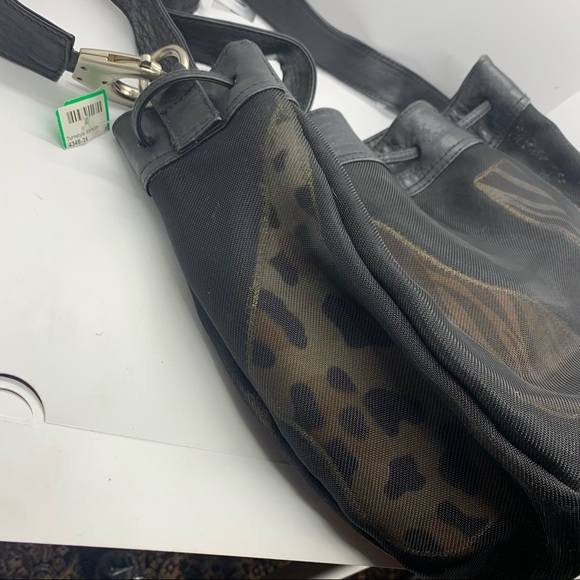 Bucket style bag with hrsrr - Picture 9 of 13